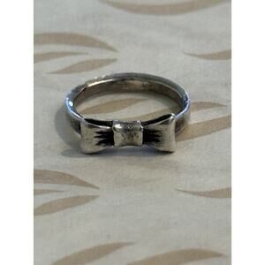 James Avery Retired Sterling Silver Bow Ring Size 1.5